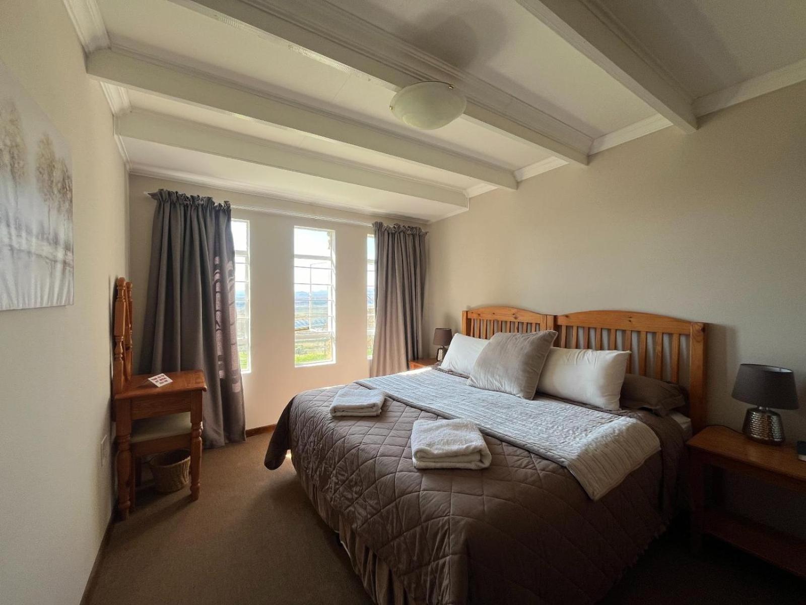 Uitzicht Private Nature Reserve And Lodge 푸리즈버그 외부 사진